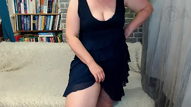 Rainbow lady online show from November 2025 02:43:02 PM