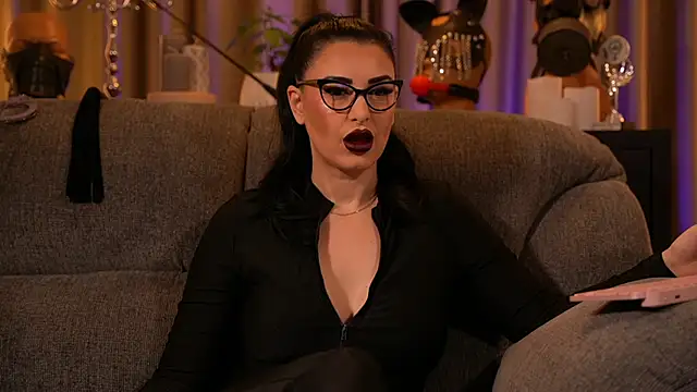 Snapshot of kelly_kent chatting on October 2025 11:10:02 PM kelly kent online show from October 2025 11:10:02 PM