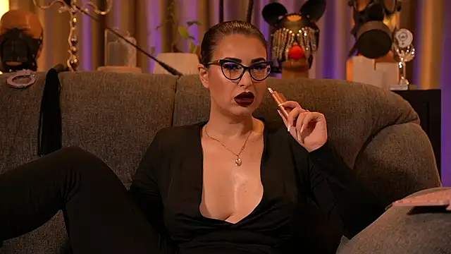 Snapshot of kelly_kent chatting on November 2025 11:40:01 PM kelly kent online show from November 2025 11:40:01 PM