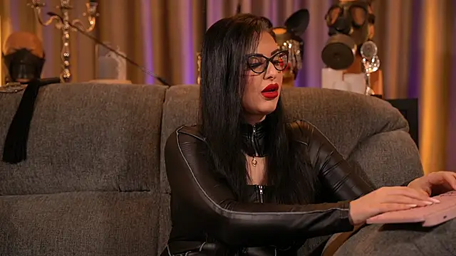 Snapshot of kelly_kent chatting on December 2025 10:36:01 PM kelly kent online show from December 2025 10:36:01 PM