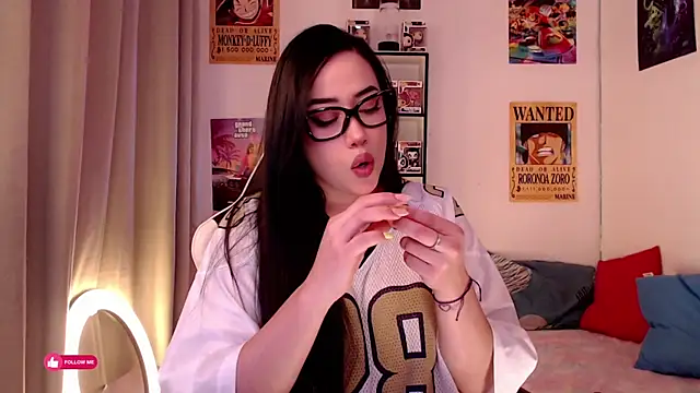 Emmy Ruiz online show from September 2025 02:12:01 AM