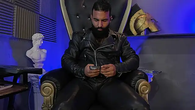 BeardAndrew online show from November 2025 04:01:02 AM