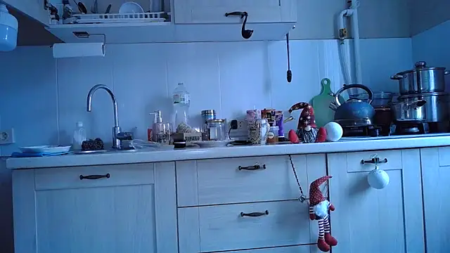 Snapshot of LediLedaxx chatting on December 2025 09:16:02 AM LediLedaxx online show from December 2025 09:16:02 AM