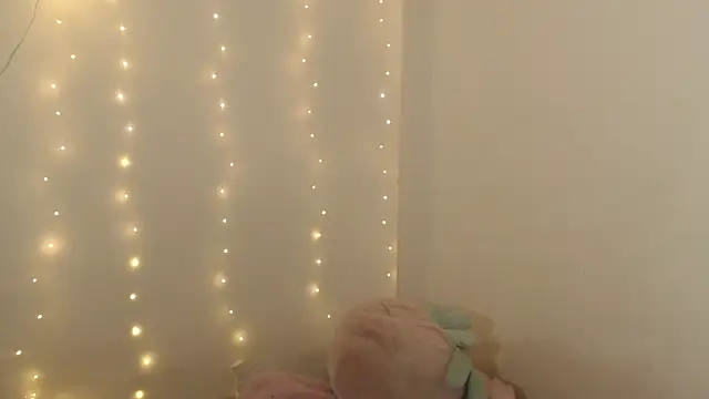 SweetSofty online show from May 2026 01:06:01 PM