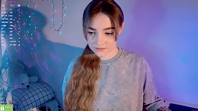 xwiuiwx online show from December 2024 08:27:01 PM