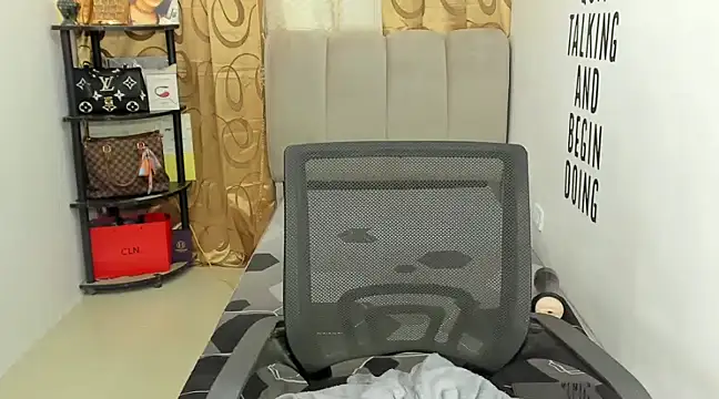 Snapshot of Trixie_Mattel21 chatting on December 2024 05:26:01 AM Trixie Mattel21 online show from December 2024 05:26:01 AM