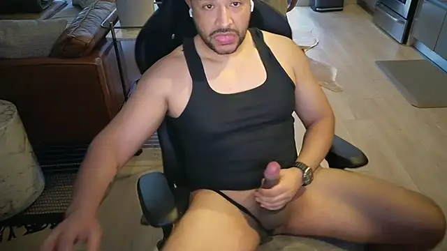 HungandThickLatin online show from February 2026 03:49:02 PM