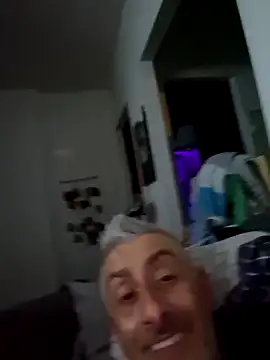 Snapshot of cuci45 chatting on December 2025 04:47:01 PM cuci45 online show from December 2025 04:47:01 PM