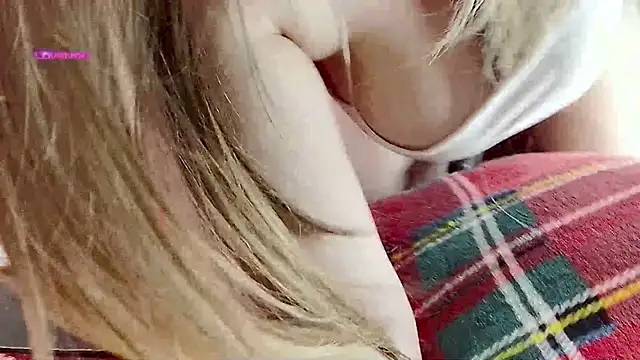 Snapshot of cutenessa chatting on December 2024 01:07:02 AM cutenessa online show from December 2024 01:07:02 AM