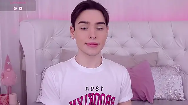 RobbyCharming online show from January 2025 07:56:02 PM