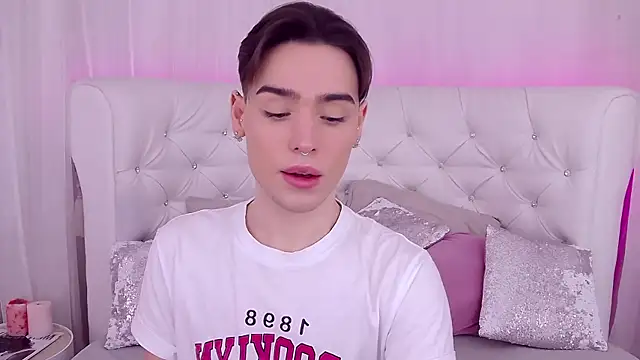 RobbyCharming online show from January 2025 07:46:01 PM