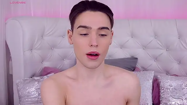 RobbyCharming online show from March 2025 07:43:02 PM