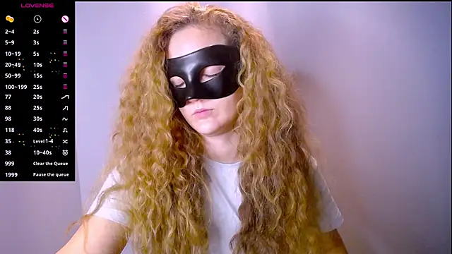 BubbbleGumm online show from November 2025 08:12:01 PM