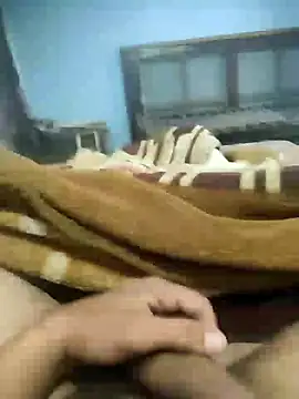 Snapshot of Deshilund9 chatting on December 2024 07:27:01 AM Deshilund9 online show from December 2024 07:27:01 AM