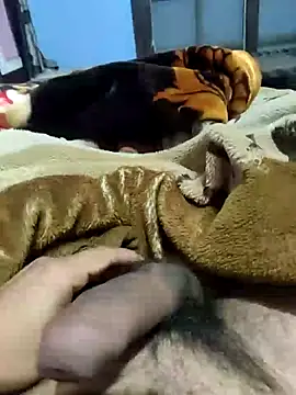 Snapshot of Deshilund9 chatting on December 2024 09:06:02 AM Deshilund9 online show from December 2024 09:06:02 AM