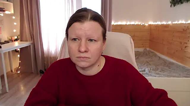 Snapshot of Exponent_5 chatting on May 2026 05:42:02 PM Exponent 5 online show from May 2026 05:42:02 PM