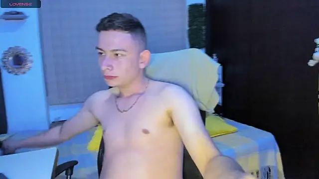 Snapshot of Christ_Miller3 chatting on March 2025 12:42:02 AM Christ Miller3 online show from March 2025 12:42:02 AM