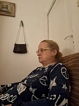 Snapshot of She-devilx chatting on September 2025 09:05:02 PM She-devilx online show from September 2025 09:05:02 PM