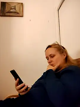 Snapshot of She-devilx chatting on October 2025 09:02:01 PM She-devilx online show from October 2025 09:02:01 PM