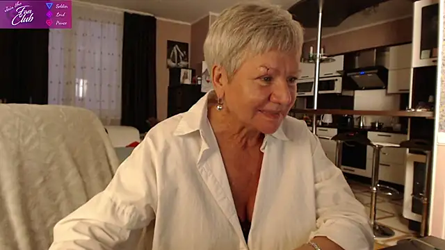roxana brooks online show from December 2024 01:27:02 PM