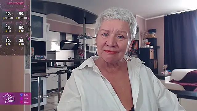 Snapshot of roxana_brooks chatting on February 2026 07:18:01 AM roxana brooks online show from February 2026 07:18:01 AM