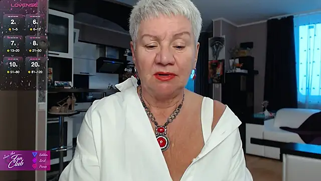 Snapshot of roxana_brooks chatting on February 2026 02:05:01 PM roxana brooks online show from February 2026 02:05:01 PM