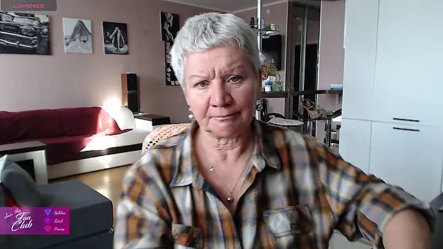 Snapshot of roxana_brooks chatting on February 2026 12:28:01 PM roxana brooks online show from February 2026 12:28:01 PM