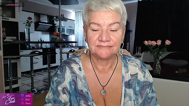 roxana brooks online show from August 2026 01:47:02 PM
