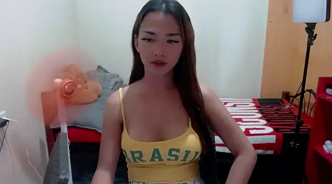 Snapshot of Ladygel20 chatting on February 2025 07:45:02 AM Ladygel20 online show from February 2025 07:45:02 AM