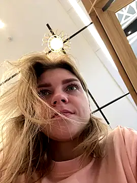 ValenciaShock online show from September 2025 07:07:01 AM