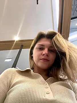 ValenciaShock online show from October 2025 06:44:01 AM