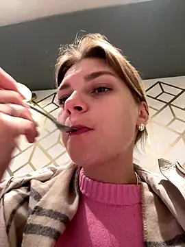 ValenciaShock online show from October 2025 06:37:01 AM