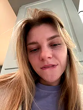 ValenciaShock online show from November 2025 07:09:01 AM