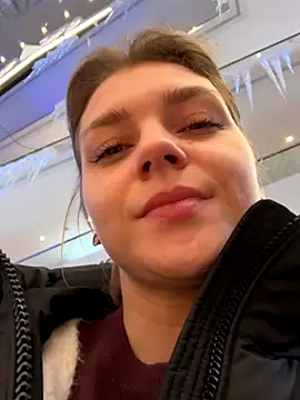 ValenciaShock online show from November 2025 06:50:01 AM