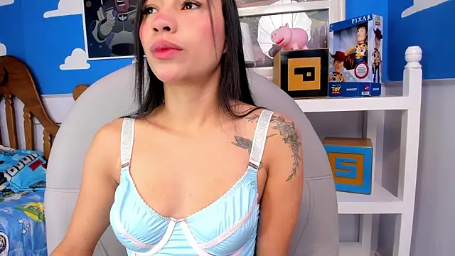 Snapshot of miss_sweett chatting on March 2025 01:43:02 PM miss sweett online show from March 2025 01:43:02 PM