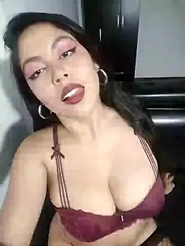 leah passion online show from December 2024 11:49:02 PM