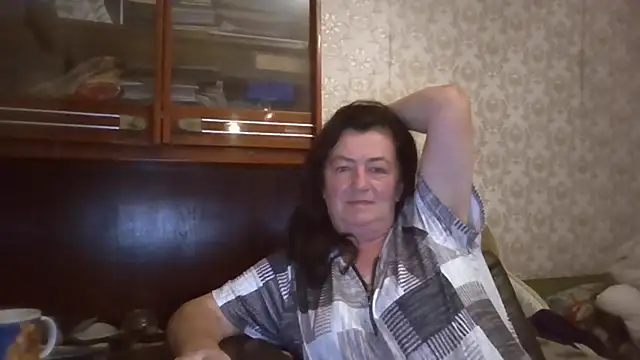 GypsiQueen2 online show from September 2025 06:52:02 PM