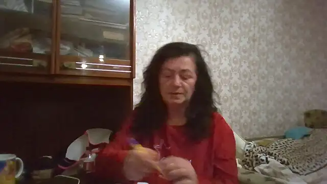 GypsiQueen2 online show from October 2025 05:57:01 PM