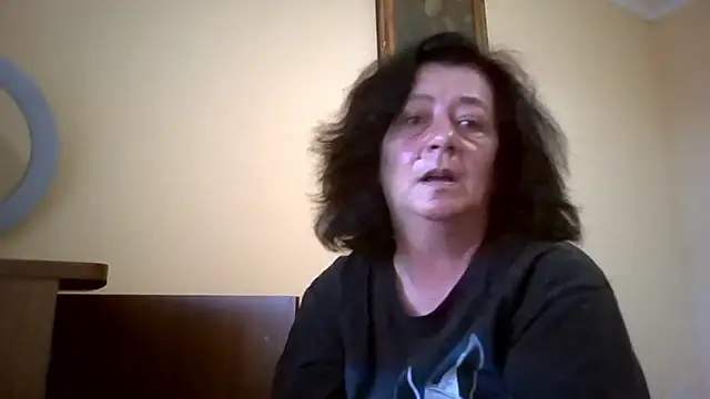 GypsiQueen2 online show from June 2026 05:30:02 PM