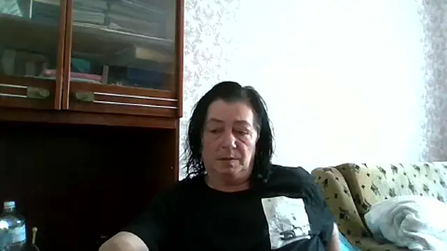 Snapshot of GypsiQueen2 chatting on June 2026 07:53:02 AM GypsiQueen2 online show from June 2026 07:53:02 AM