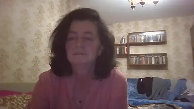 Snapshot of GypsiQueen2 chatting on July 2026 07:30:02 PM GypsiQueen2 online show from July 2026 07:30:02 PM