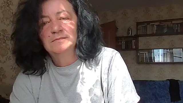 Snapshot of GypsiQueen2 chatting on July 2026 03:36:02 PM GypsiQueen2 online show from July 2026 03:36:02 PM