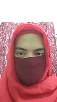 Snapshot of ElisyaHijabDoll chatting on October 2025 05:22:01 PM ElisyaHijabDoll online show from October 2025 05:22:01 PM