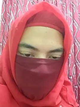 Snapshot of ElisyaHijabDoll chatting on April 2026 06:05:02 PM ElisyaHijabDoll online show from April 2026 06:05:02 PM