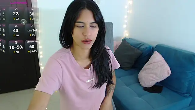 Snapshot of imSophia chatting on September 2025 08:25:01 PM imSophia online show from September 2025 08:25:01 PM