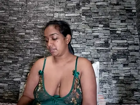 Snapshot of Xindias_fantasyX chatting on April 2026 06:25:01 PM Xindias fantasyX online show from April 2026 06:25:01 PM