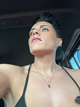 LukeLouHarvey online show from May 2026 04:52:01 AM