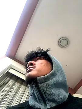 juniiorre online show from November 2025 07:20:02 AM