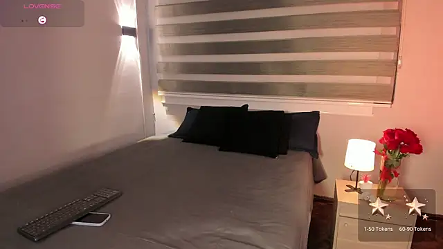 MERIDA TAYLOR online show from April 2026 11:41:02 AM