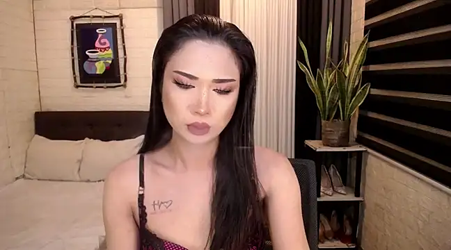 Snapshot of Yesha_harper chatting on March 2025 03:26:01 PM Yesha harper online show from March 2025 03:26:01 PM